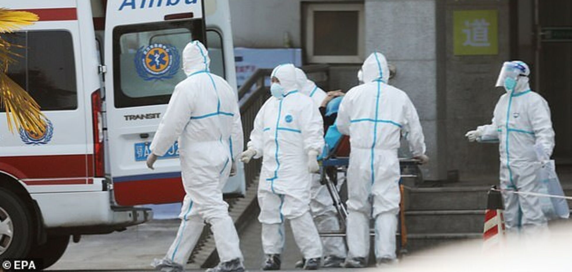 Вулиці Китаю 'захопили інопланетяни': кадри з міст-заручників коронавірусу приголомшили світ