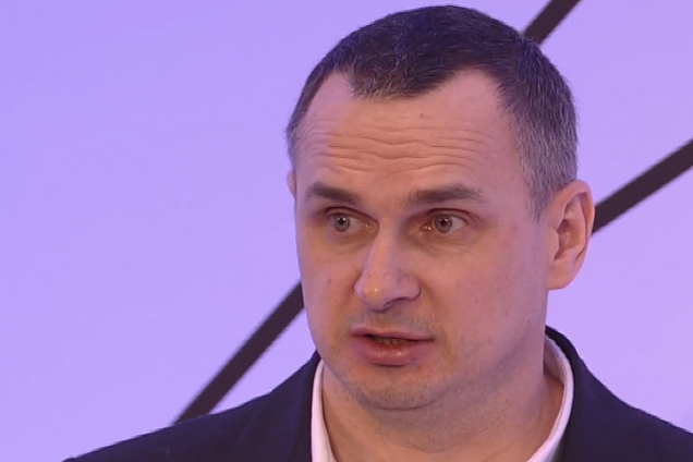 'Путин не победит': Сенцов выступил с мощной речью в Давосе. Видео