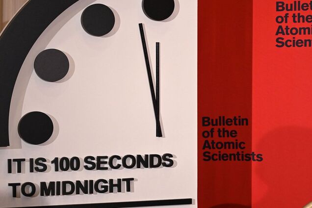 Часы Судного дня: человечеству предсказали близость мировой катастрофы