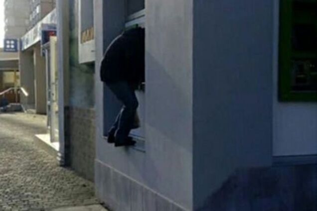 В Одесі встановили дуже дивний банкомат