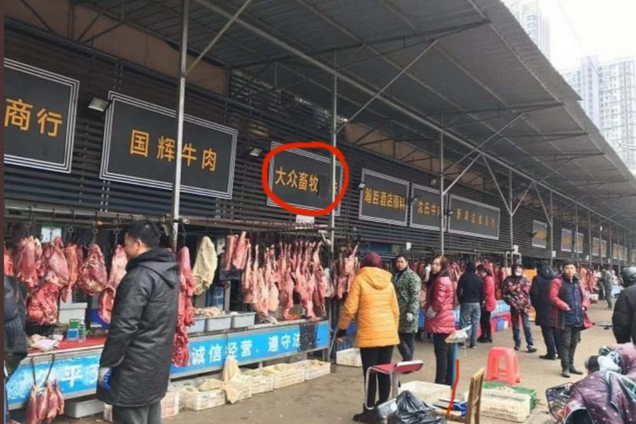 В Китае засняли рынок, ставший источником коронавируса