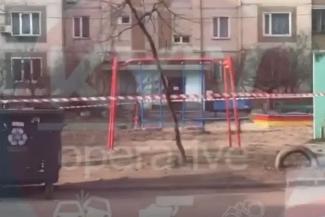 У Києві на дитячому майданчику знайшли гранату