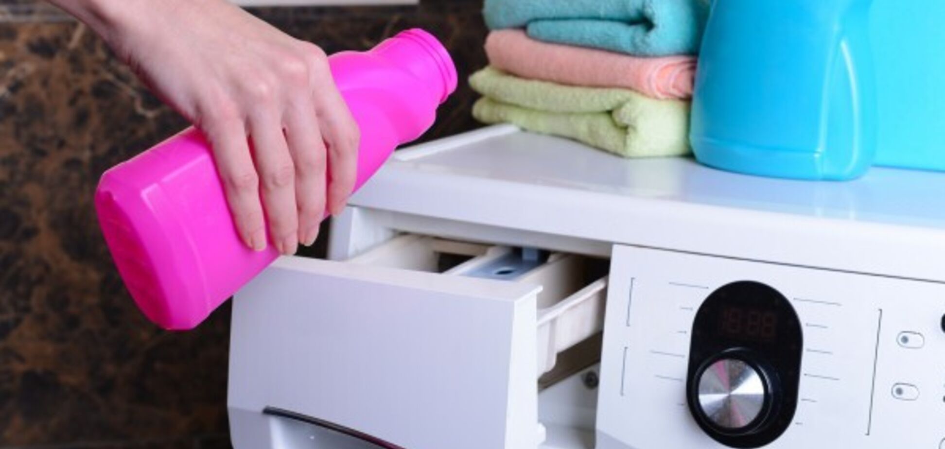 У Росії мати випрала свою дитину в машинці: трапилася трагедія