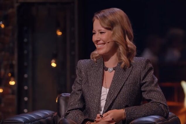 'Дам Шерон Стоун': Собчак раздвинула ноги на росТВ