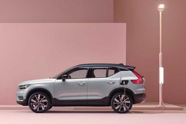 Первый электрический кроссовер Volvo поразил своей ценой