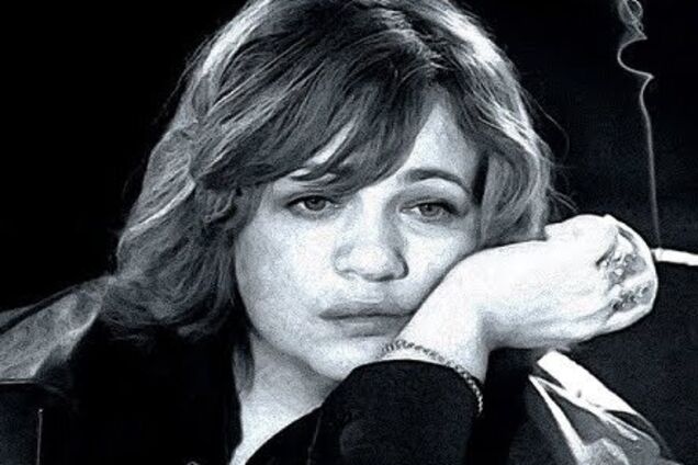 'Ножки болят? А мама говорила не курить': Пугачева показывала больную Галину Волчек