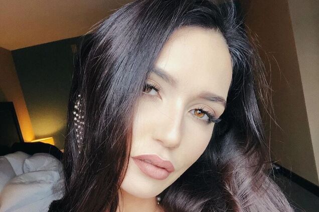 Без макияжа и с неухоженными волосами: Серябкина удивила неряшливым видом на новом фото