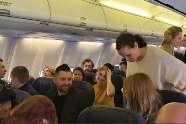 Зачем нардепов в Давос возили