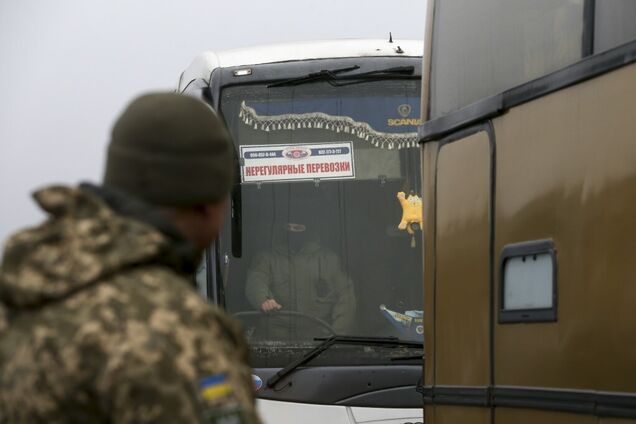 'Лайкал украинские новости': в 'ЛНР' парня посадили на 6 лет за активность в соцсетях