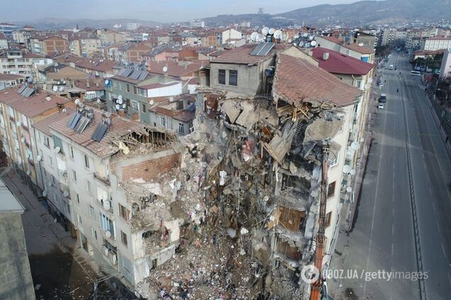 В Турции второй раз за неделю произошло сильное землетрясение