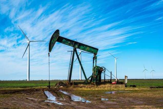 Глобальное падение спроса на нефть: "зеленой" энергетике предсказали новый прорыв