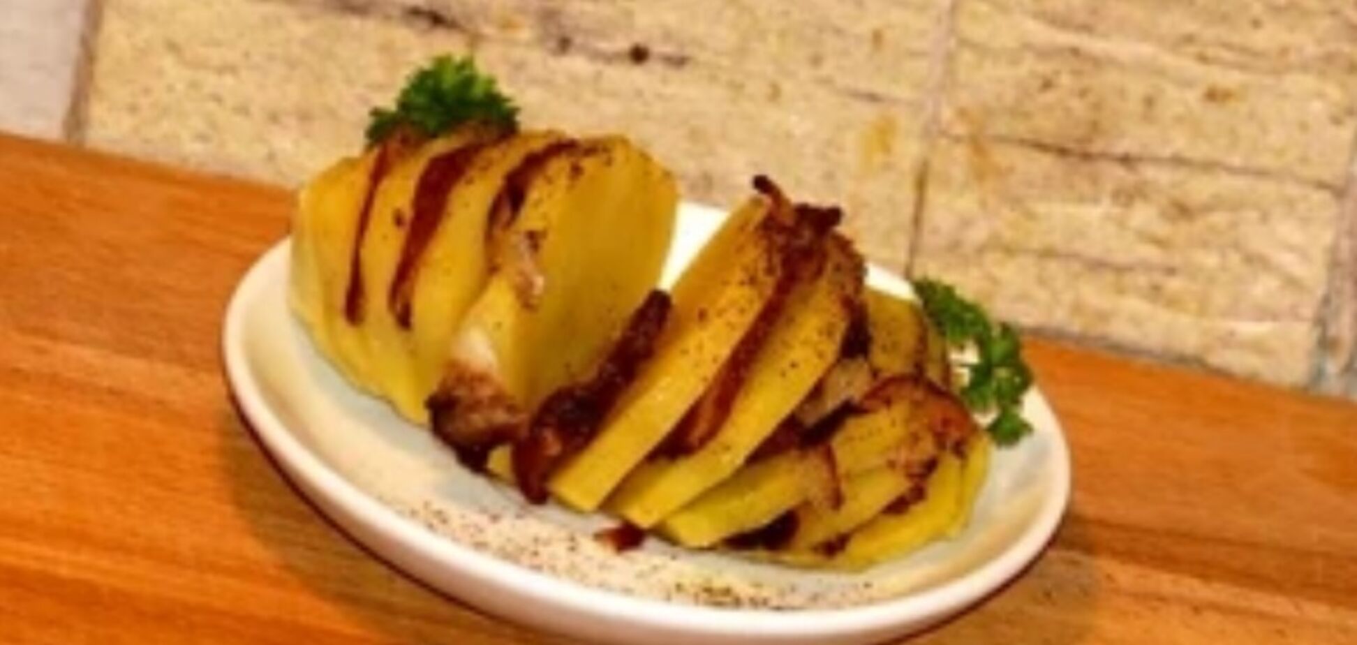 Рецепт швидкого приготування приголомшливої картоплі з салом