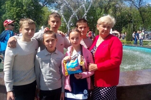 Стало відомо, скількох дітей допоміг усиновити Фонд Ріната Ахметова за 10 років