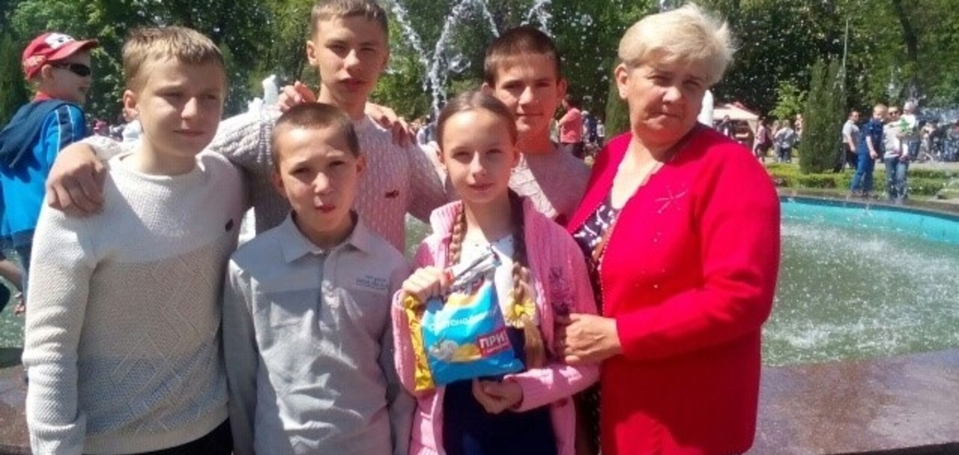 Стало известно, скольких детей помог усыновить Фонд Рината Ахметова за 10 лет