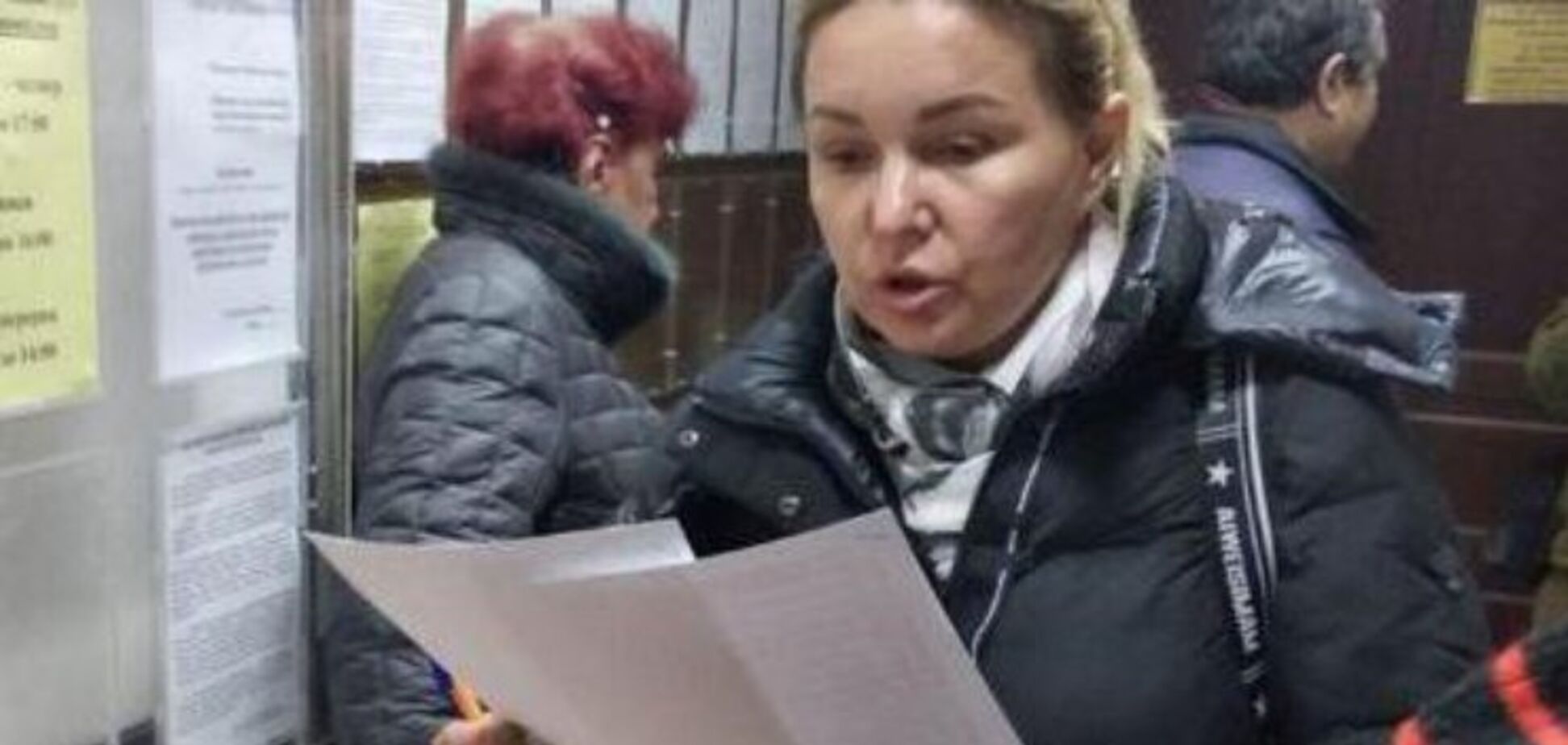 Под Одессой люди вышли на митинг под прокуратуру