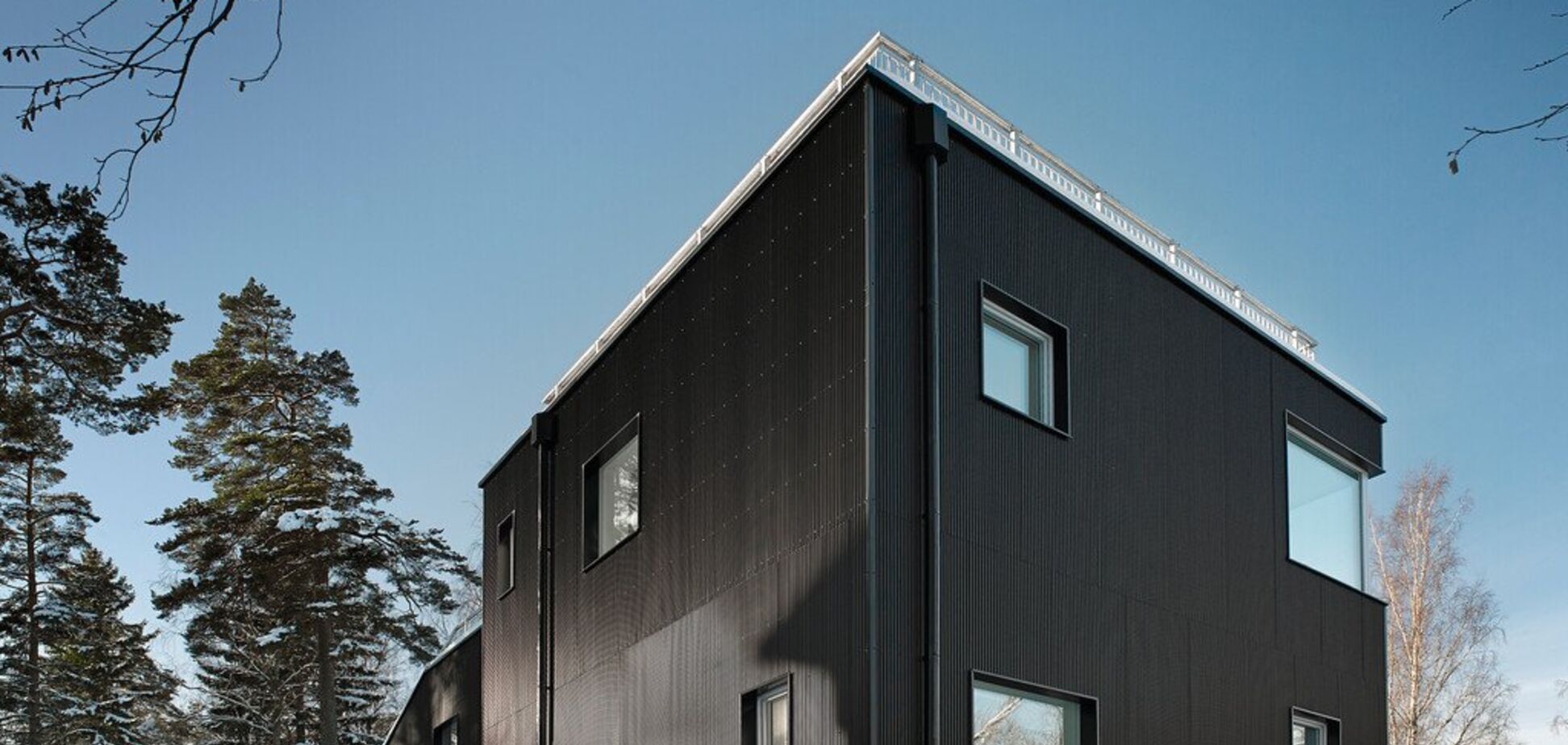 В Швеции показали модульные дома со встроенными солнечными панелями