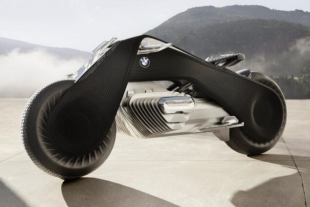 "Холодний душ для фанатів": BMW анонсувала перший електричний мотоцикл