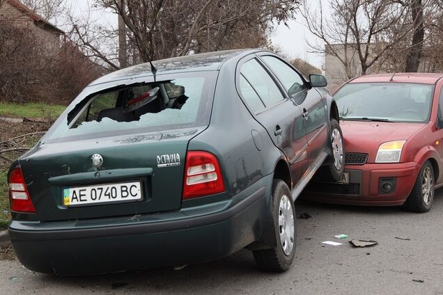 Перелетів через авто: в Дніпрі п'яний водій влаштував страшну ДТП на мосту