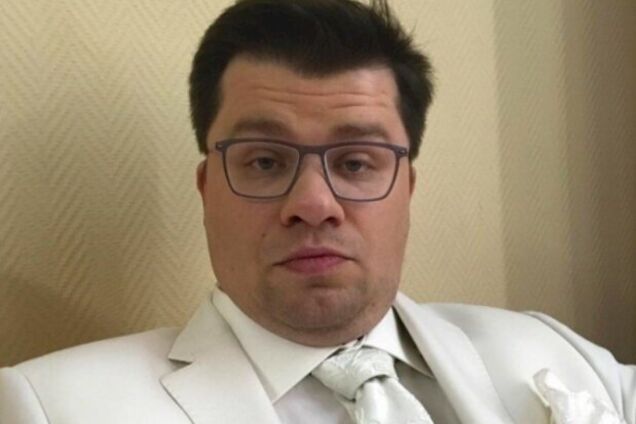 Гарік Харламов показав казус з собачкою