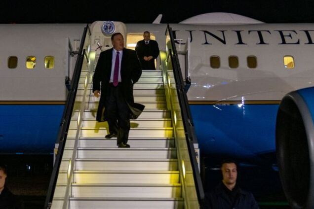 Помпео прилетів до Зеленського в Київ