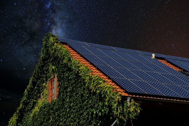 Работают даже ночью: в США создали солнечные панели нового типа