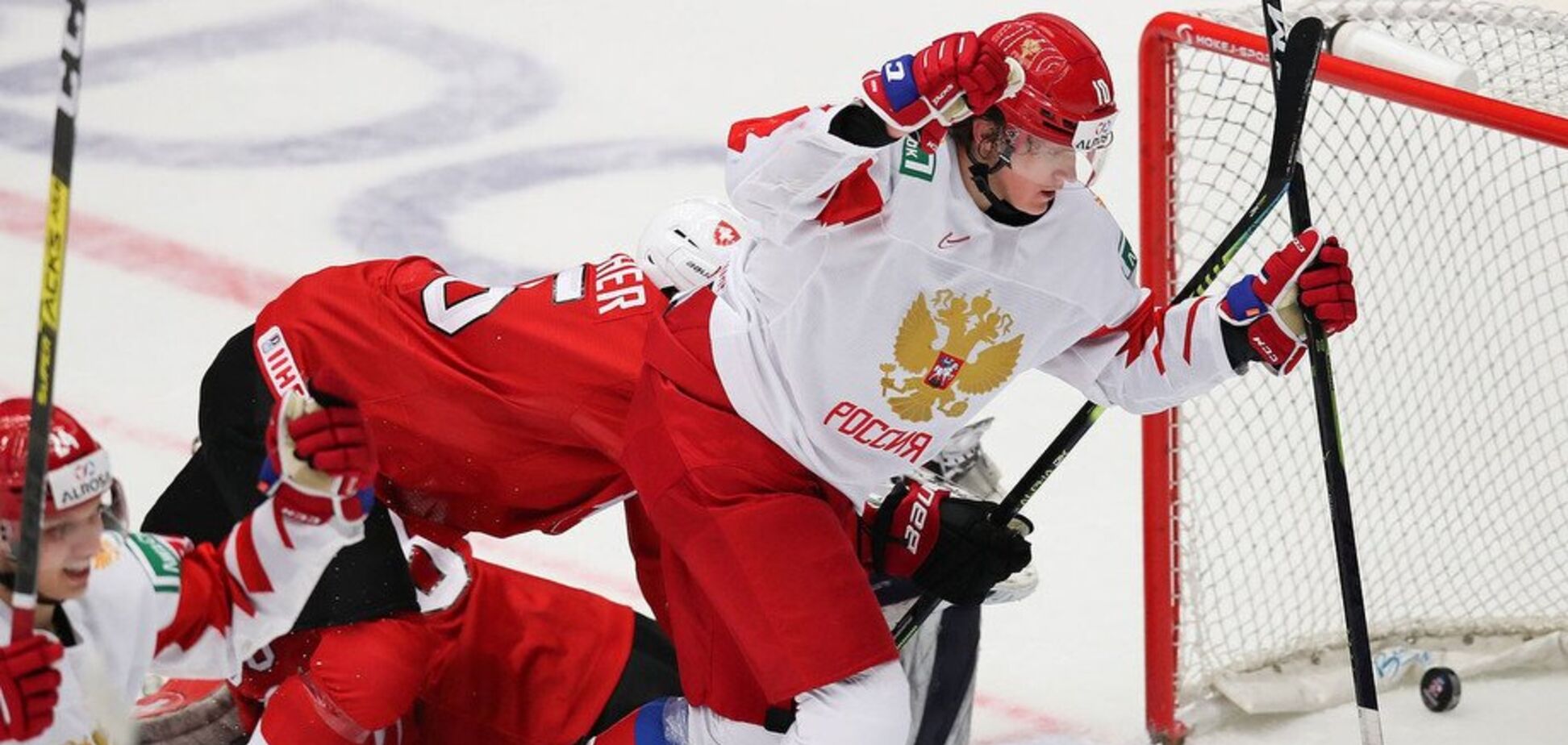 Росія - Швеція: онлайн відеотрансляція чемпіонату світу з хокею U-20