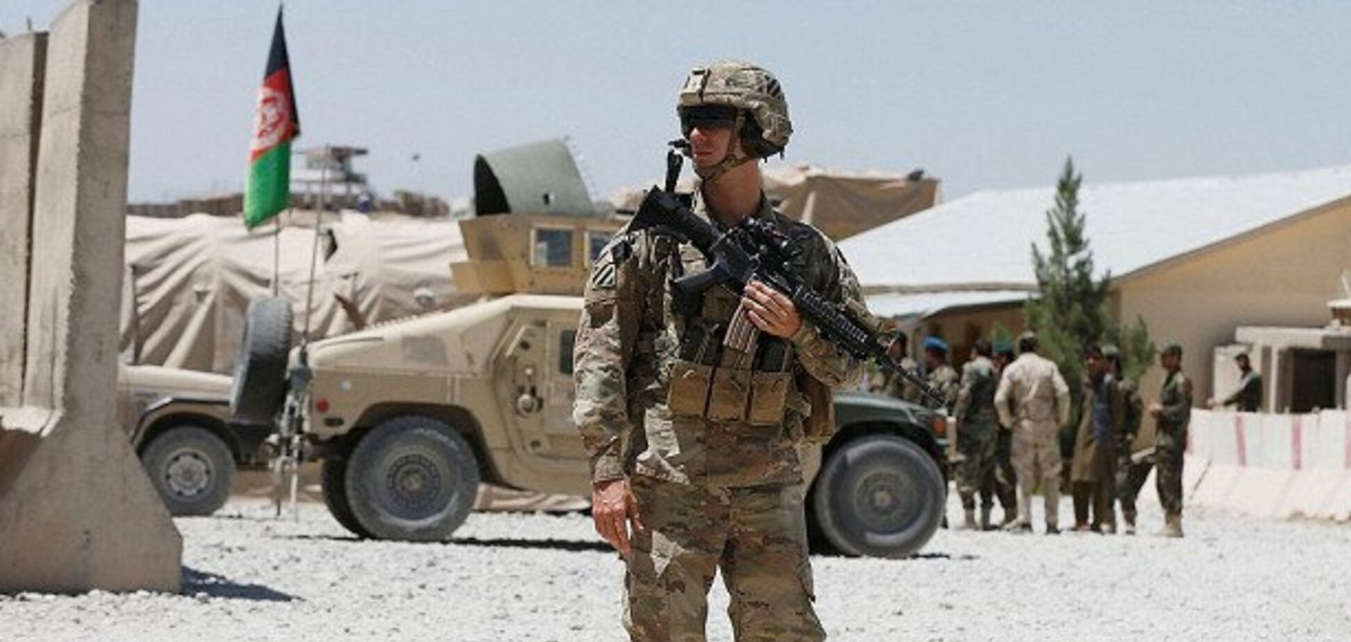 В Ираке атаковали базы США: срочно переброшены войска