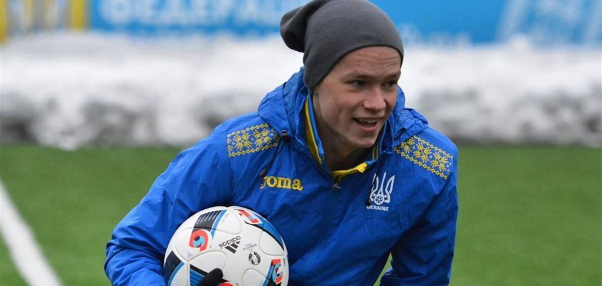 Футболист сборной Украины снялся в Москве для российских блогеров