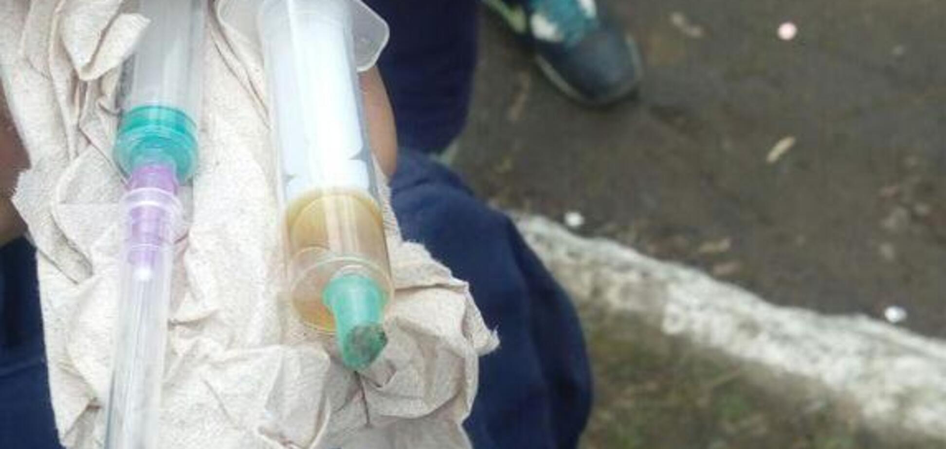 Під Дніпром затримали чотирьох осіб, які поширювали наркотики. Фото