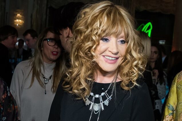 'Выглядит лучше, чем 20-летняя': Пугачева ошарашила помолодевшим лицом на фото