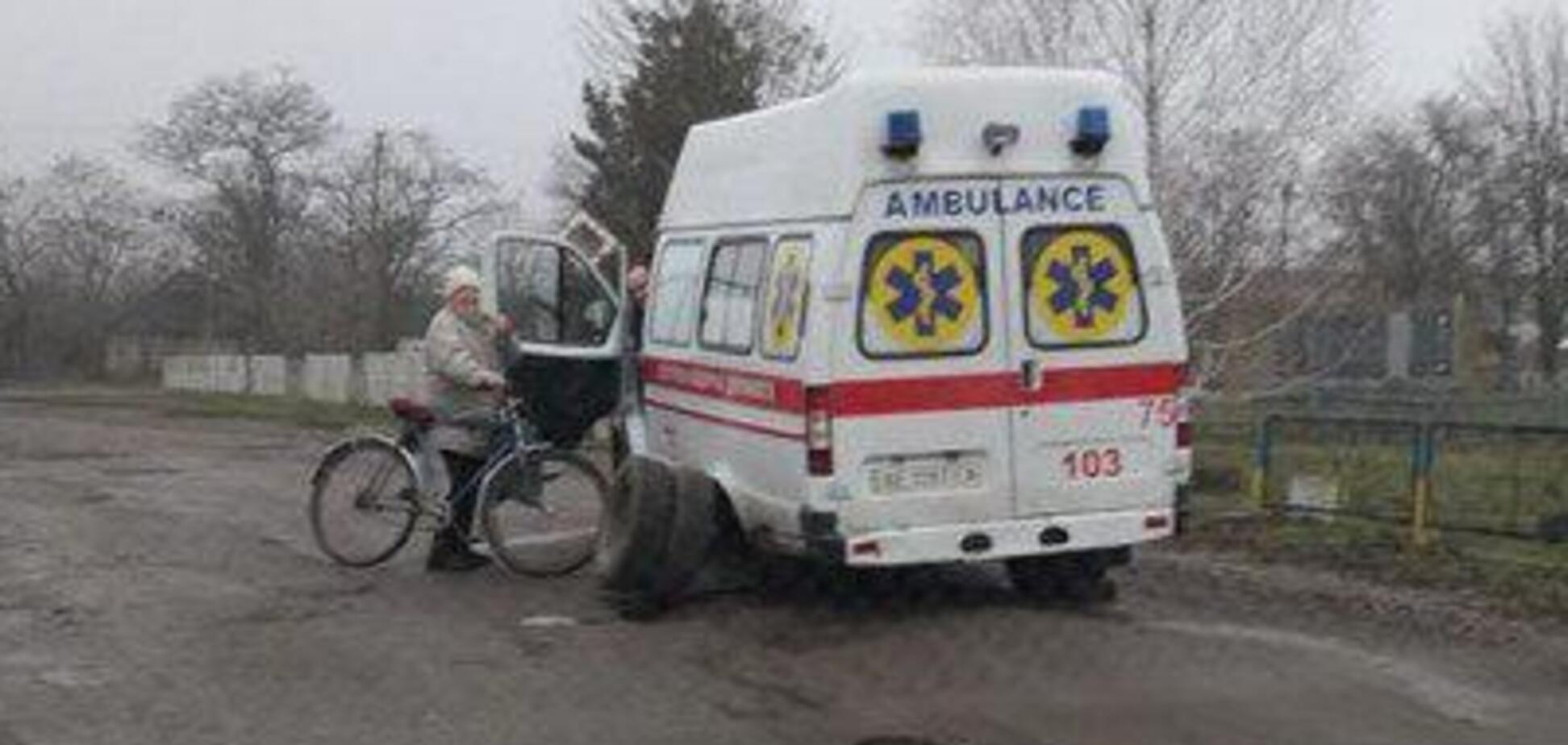 'Дорога смерти': на Днепропетровщине у 'скорой' на ходу отвалились колеса