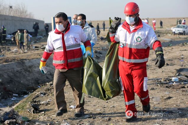 'Летели транзитом': в МАУ рассказали об иностранцах на борту рухнувшего самолета