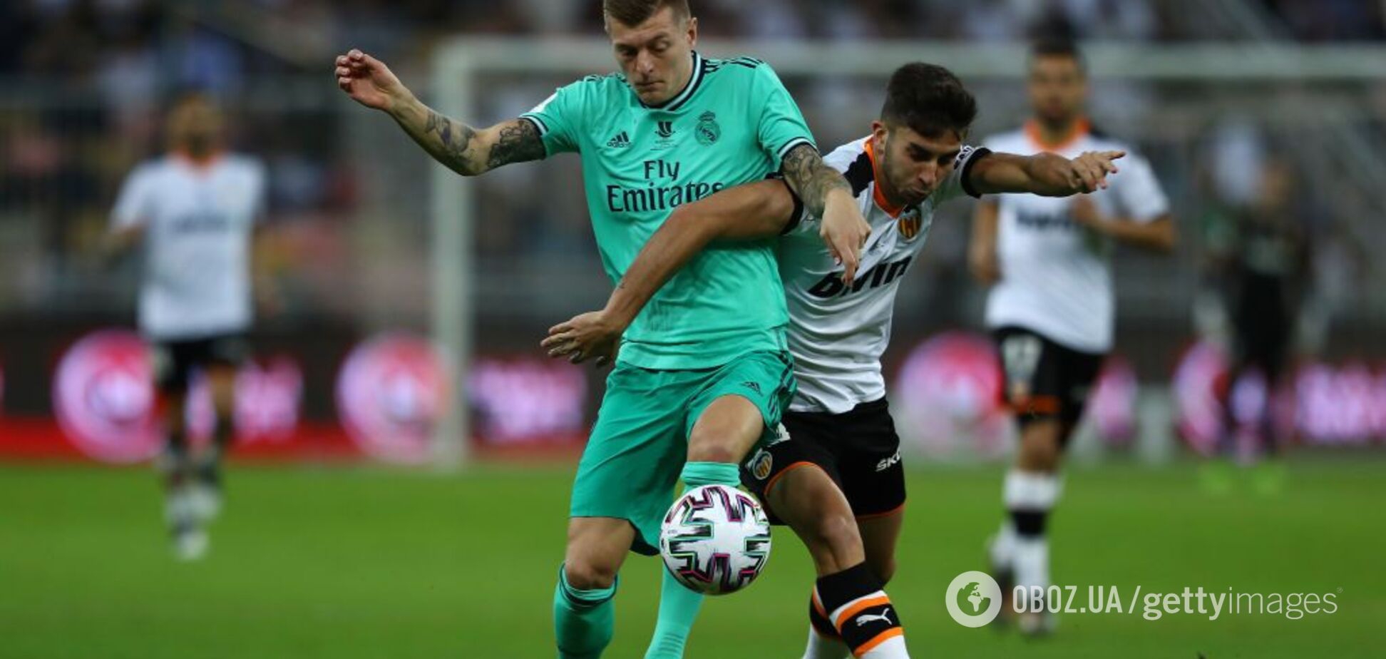 Футболист 'Реала' забил феноменальный 'сухой лист' в Суперкубке Испании