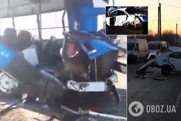 Під Дніпром автобус із людьми потрапив у смертельну ДТП. Фото і відео