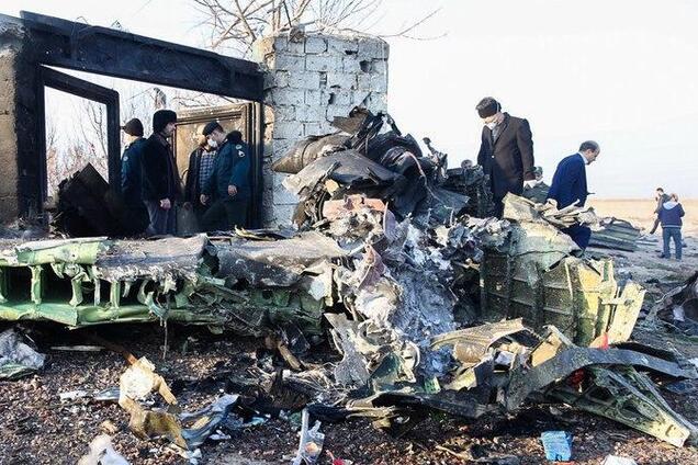 Украинский Boeing разбился в Иране: детали