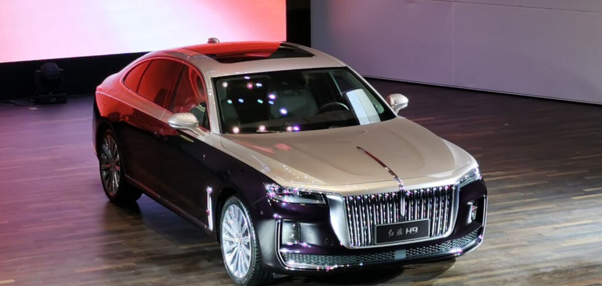 Новый уровень качества китайских авто: дебютировал соперник Mercedes S-Class