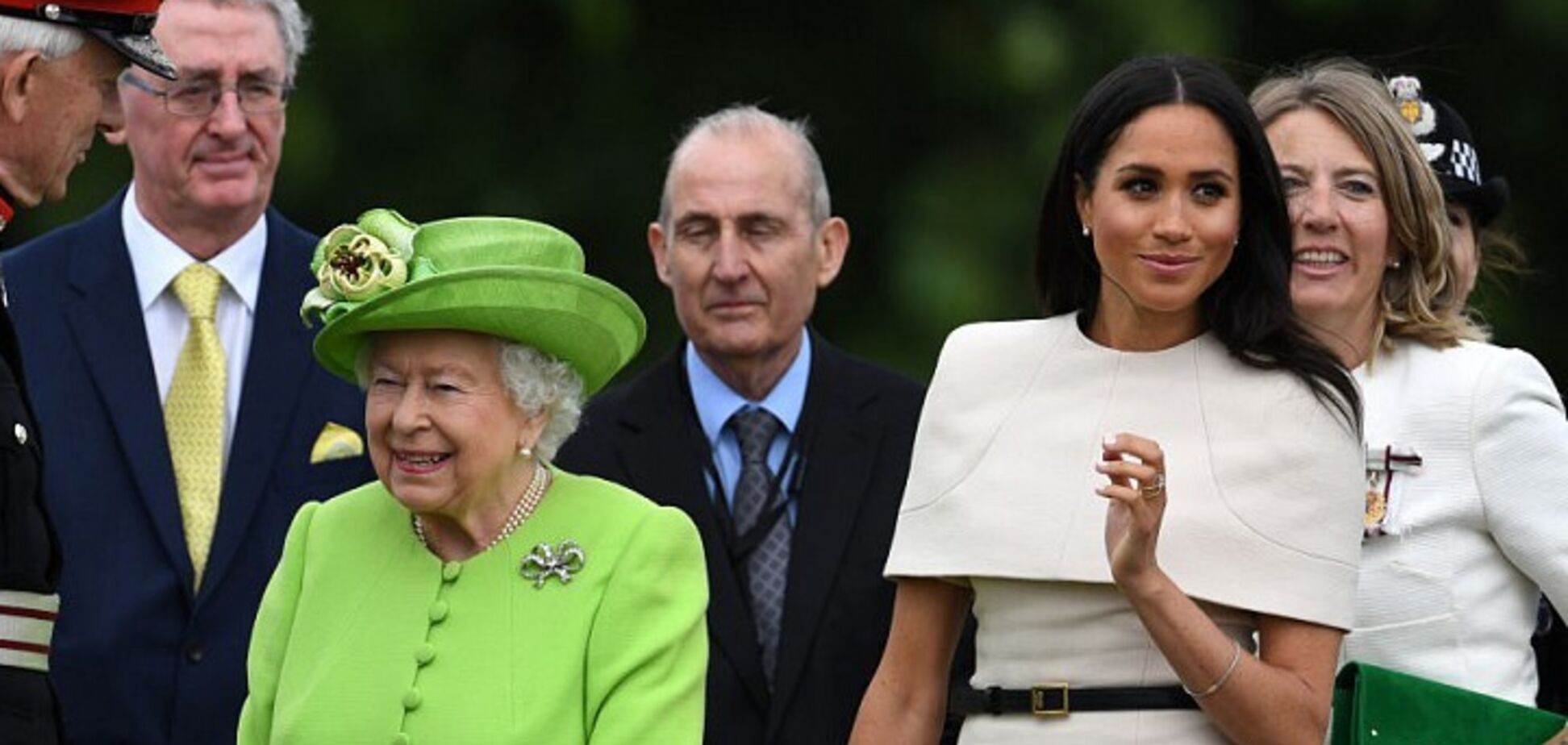 Как Маркл 'увела' принца Гарри у Елизаветы: история конфликта в королевской семье