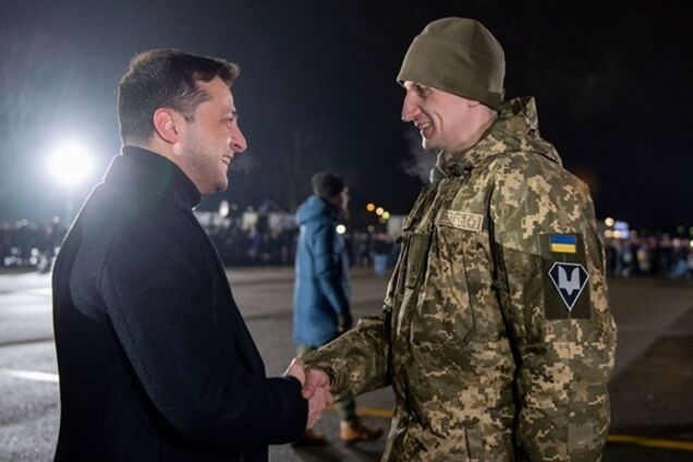 Обмін полоненими: журналісти спіймали Офіс Зеленського на обмані