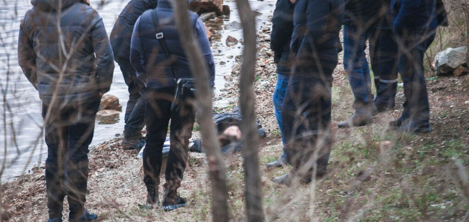 Тіло дівчини виловили з річки в Дніпрі: поліція просить про допомогу