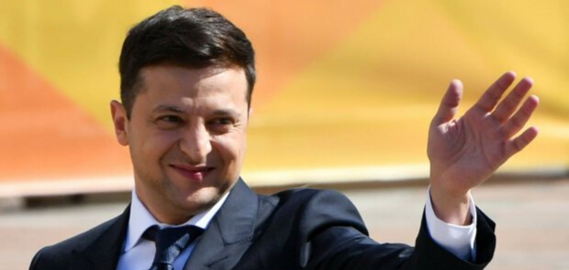 'Знаю все о сексе!' В сети откопали забавную обложку журнала с Зеленским. Фото