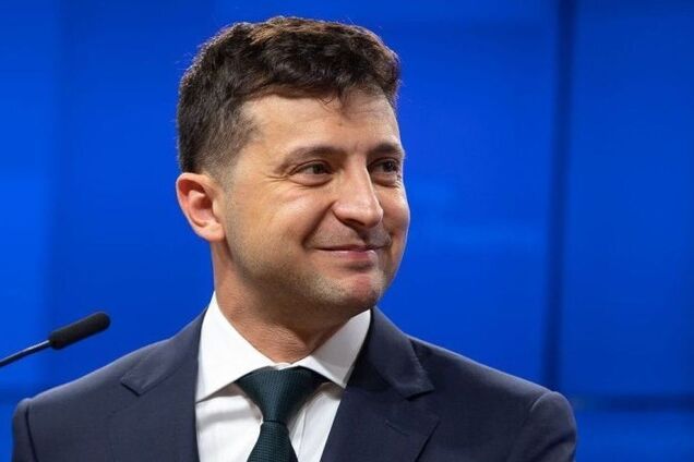 Обошел всех президентов: социологи пояснили, почему Зеленский сохранил высокий рейтинг