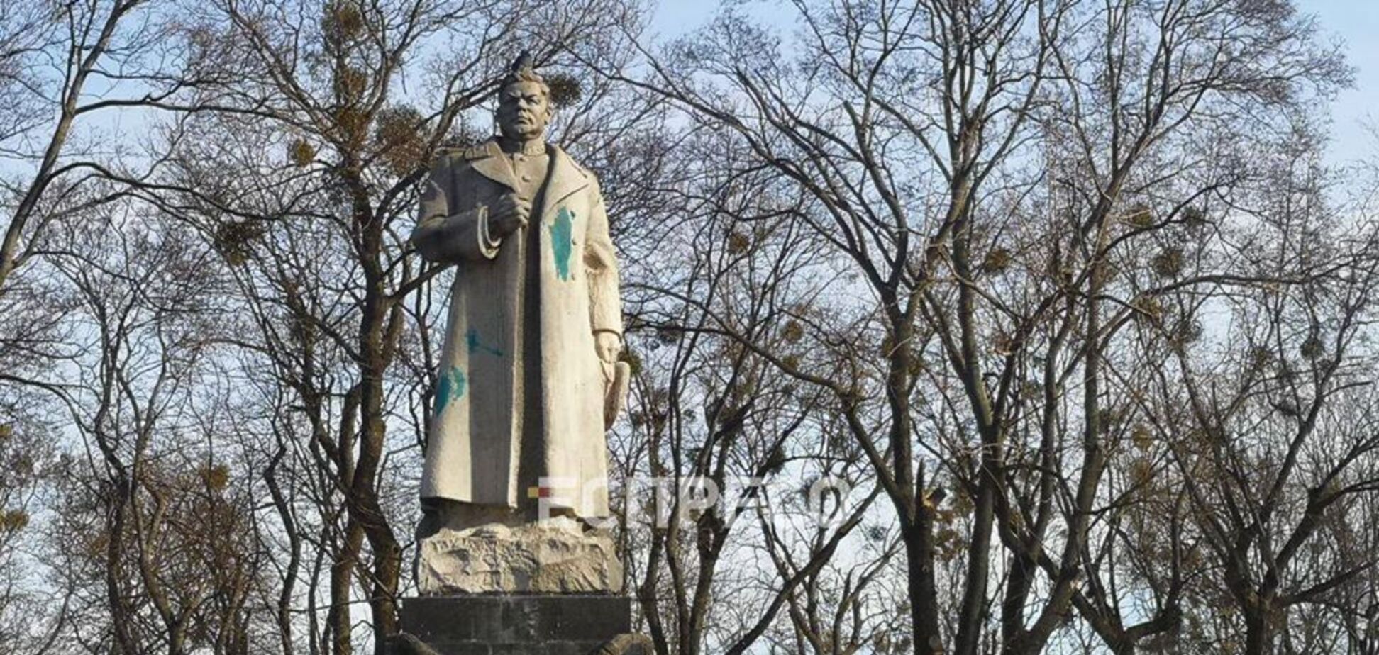 В Киеве поиздевались над памятником Ватутину