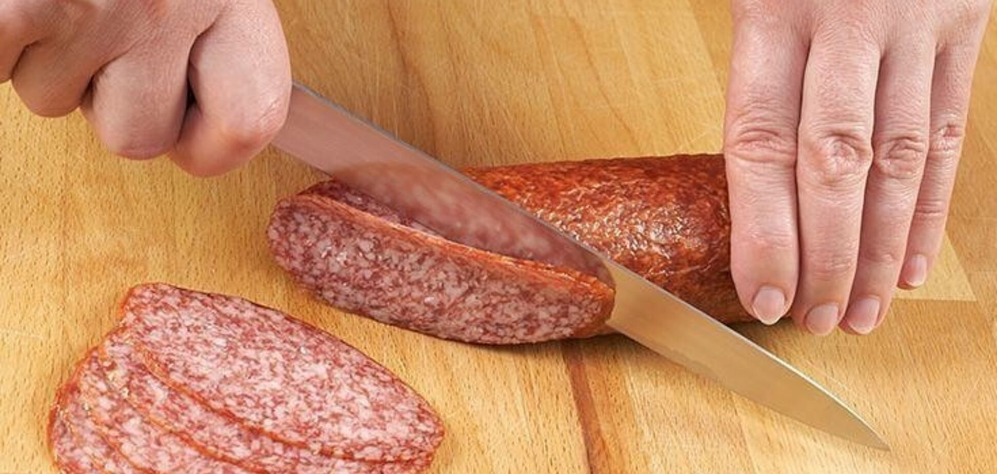 Купленная россиянкой колбаса 'взорвалась'