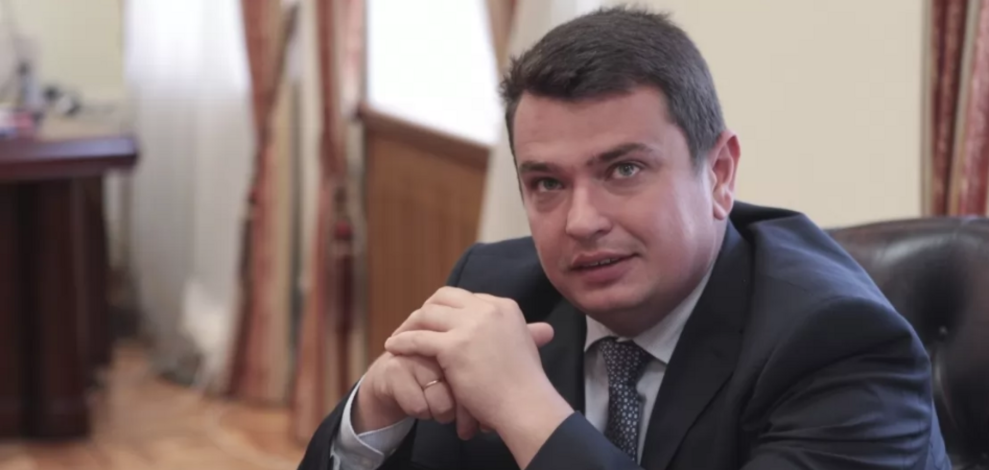 СМИ обнародовали документы о получении Сытником квартиры за счет взяток