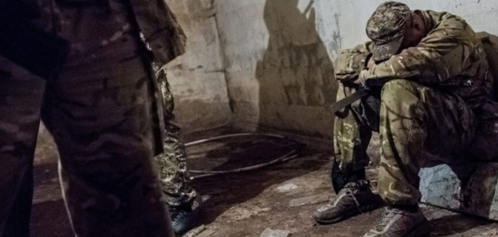 Пытки в 'ДНР': привязали скотчем к столу, к гениталиям прикрутили провода