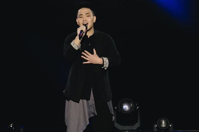 Співак з Китаю зворушив хітом Вакарчука на 'Голосі країни'