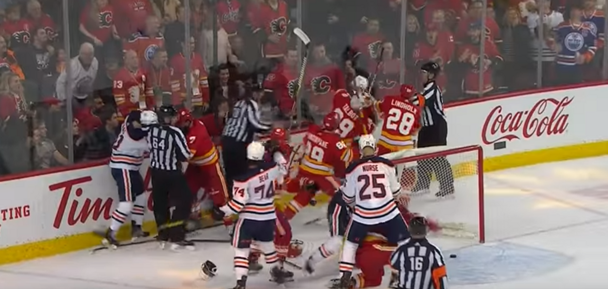 У НХЛ трапилася рідкісна 'пекельна бійка' – опубліковано відео