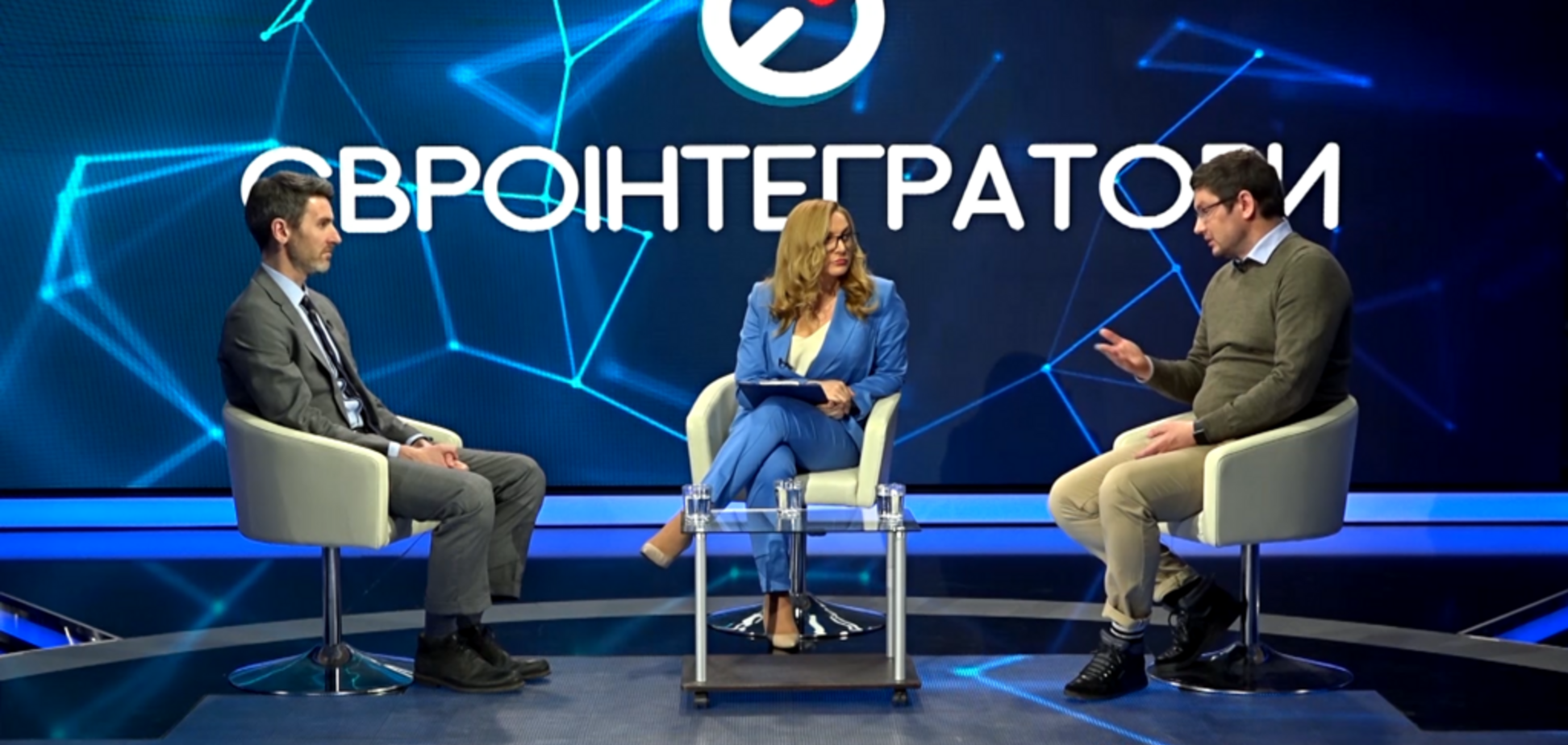 'Закручивают гайки!' Чем угрожает украинцам скандальный закон о фэйках