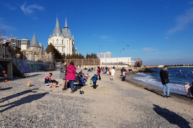 В Одесі перші вихідни лютого поставили температурний рекорд