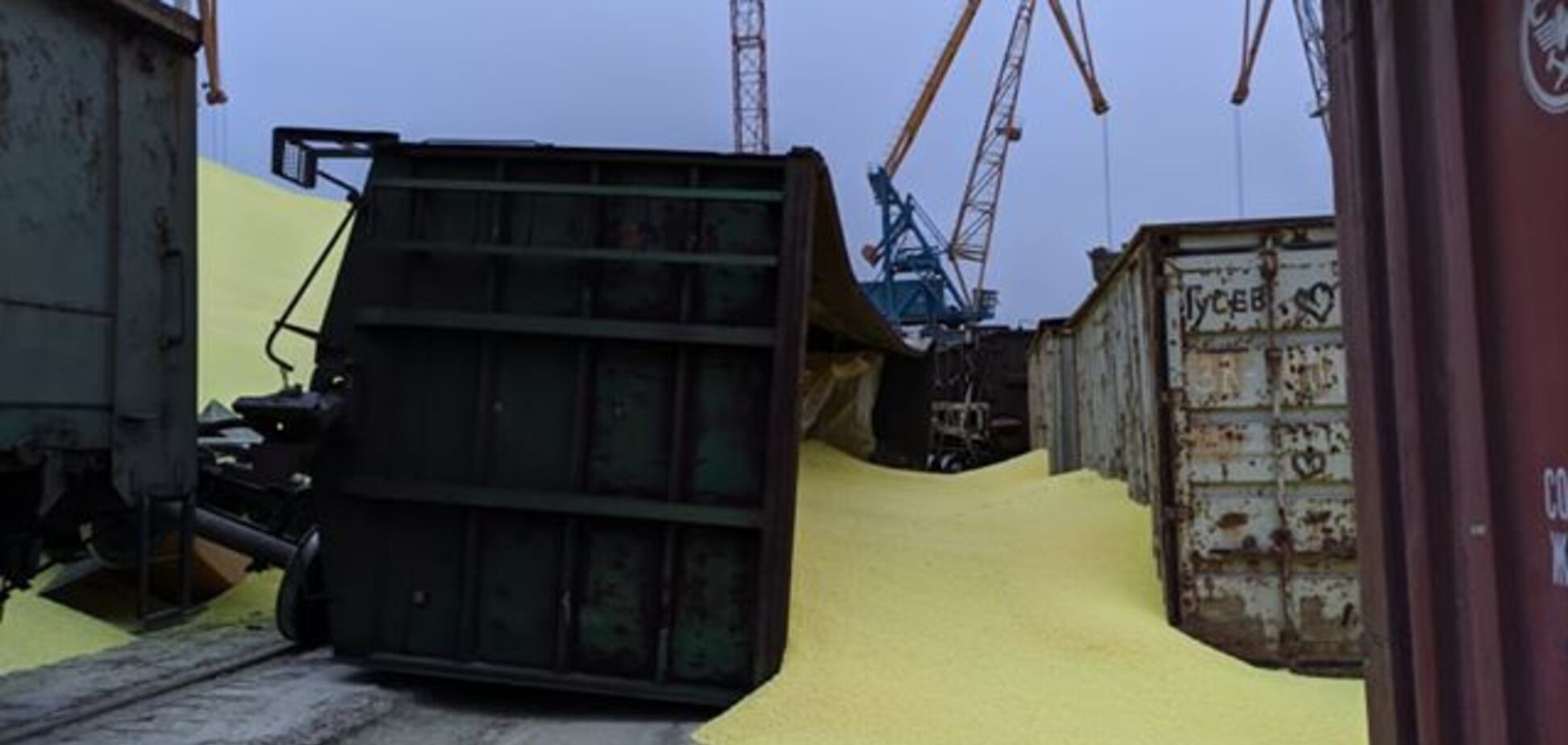 На Одесщине произошло опасное ЧП на серном терминале